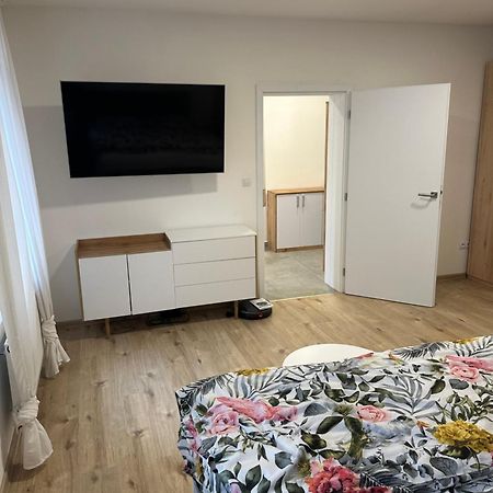 Pritluky Horni Apartment Breclav Ngoại thất bức ảnh