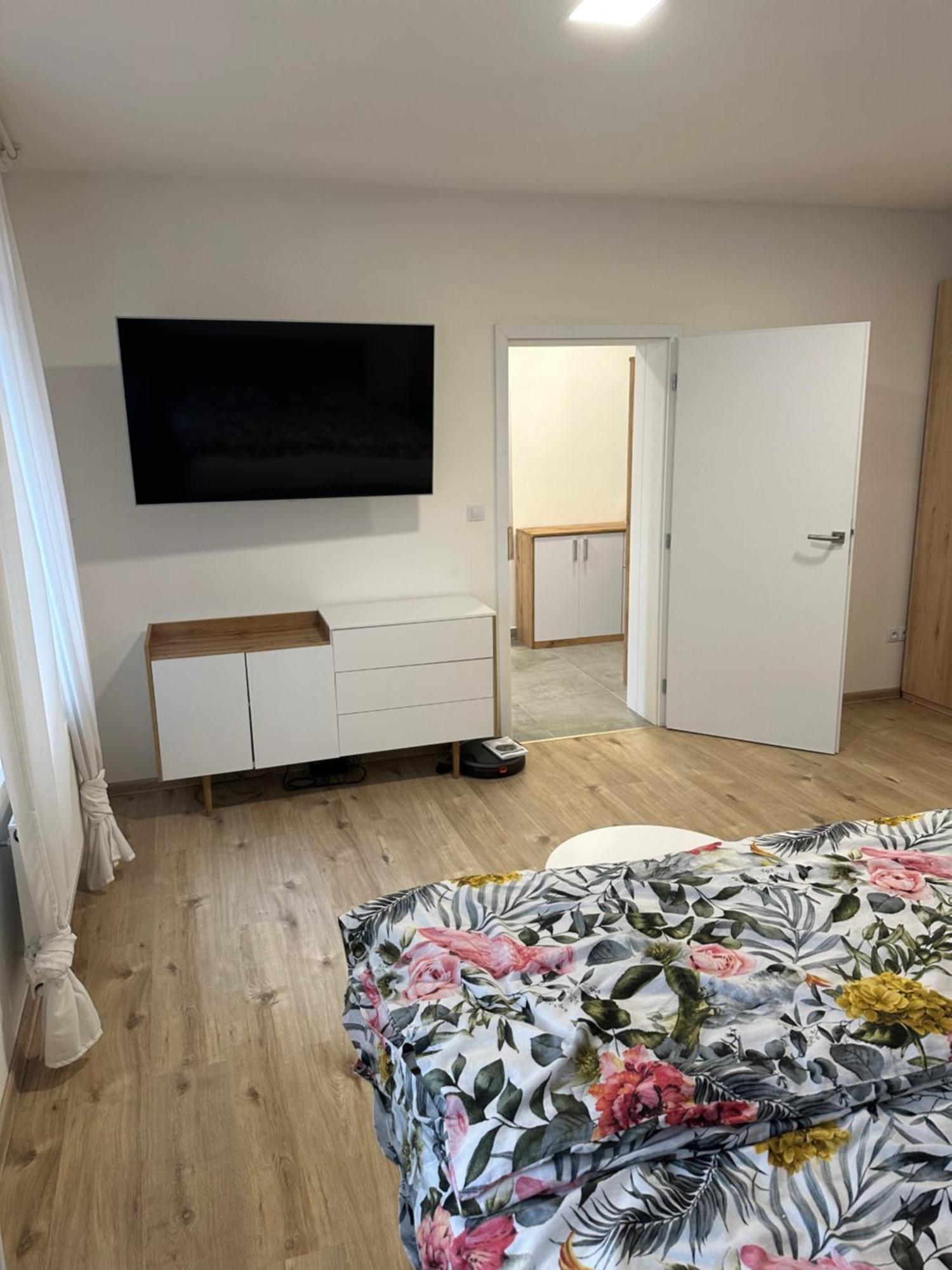Pritluky Horni Apartment Breclav Ngoại thất bức ảnh
